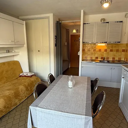 Avec Balcon * Барселоннет